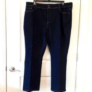 NWOT St John's Bay bootleg cut jeans
